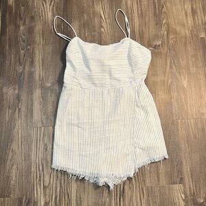 Boutique Size L White/Blue Striped Romper